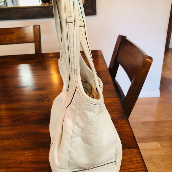 Authentic COACH TATTERSALL ERGO PLEATED LEATHER BAG HOBO - Picture 2 of 16